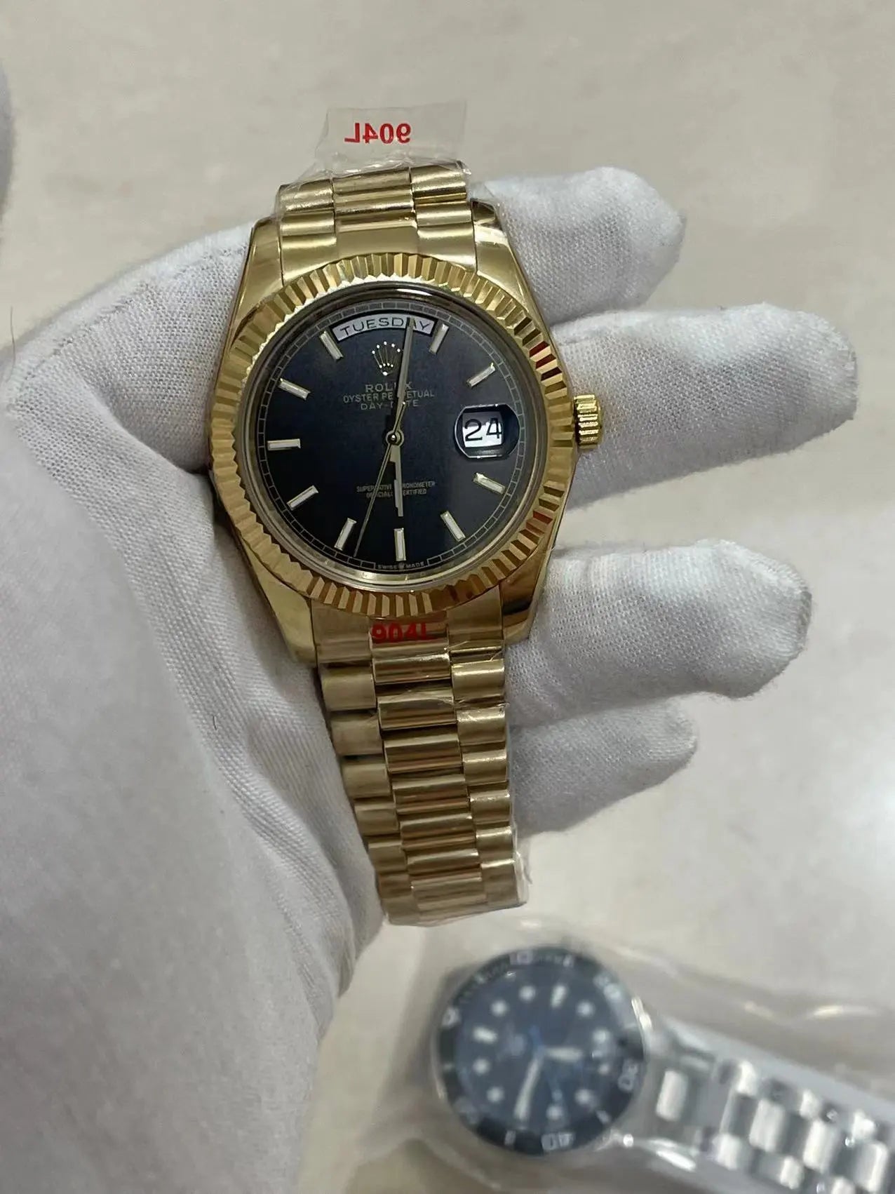 U1 Day-Date Black Fluted/President